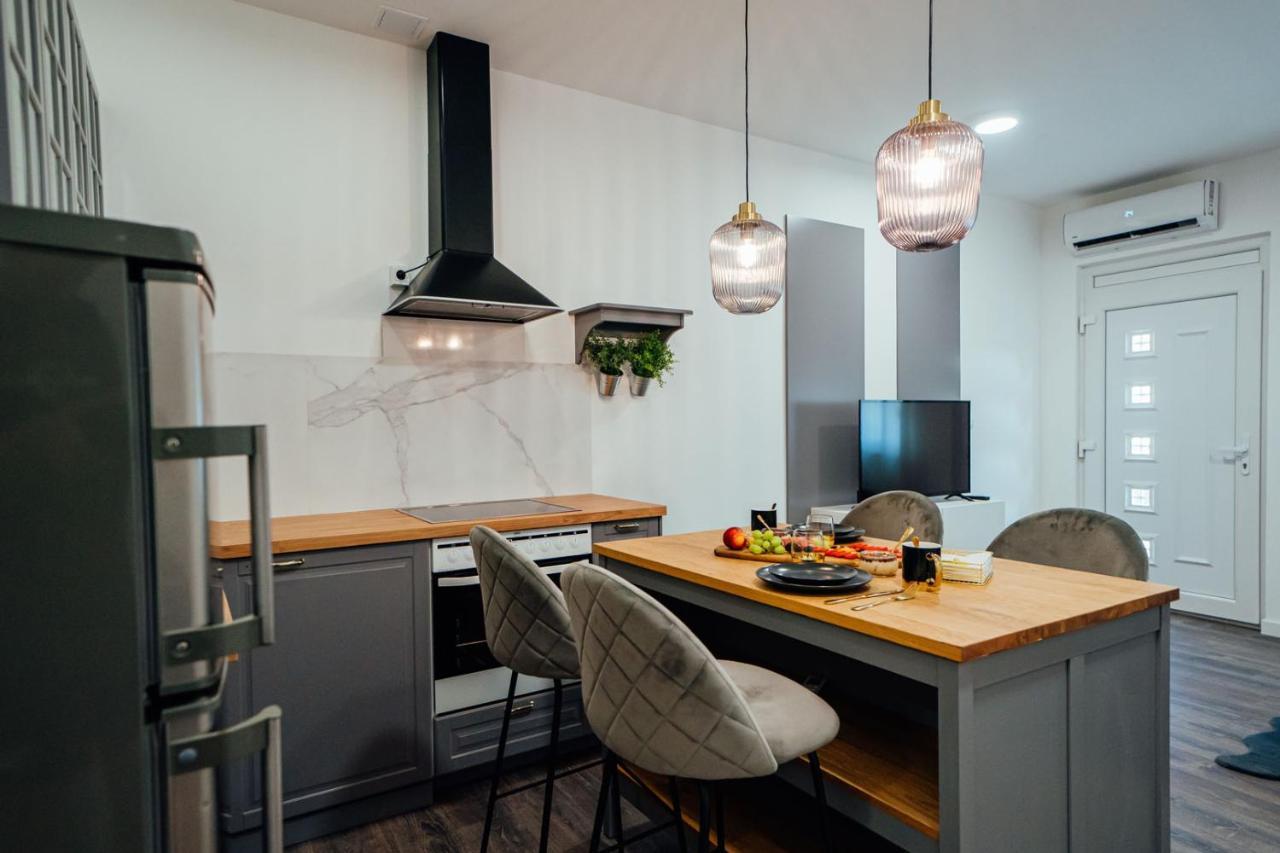 Apartman Biokovo Имотски Екстериор снимка